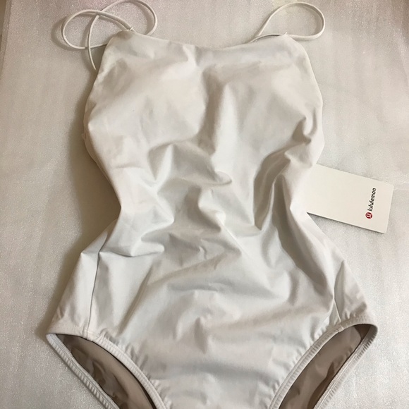 ❤️ Lululemon Coastline One Piece White A/B cup Size 4 - Picture 5 of 8